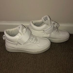 Fashion Nova Sneakers